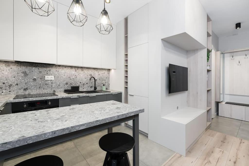 Nowoczesne Studio Przy Warcie Apartment Poznan Ngoại thất bức ảnh