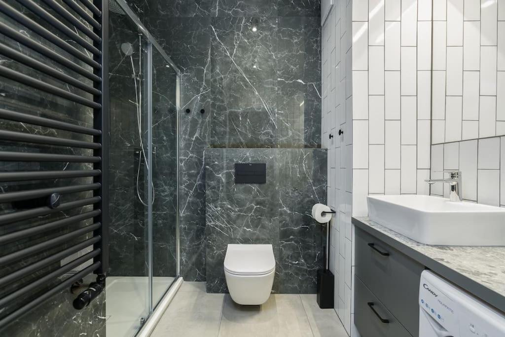 Nowoczesne Studio Przy Warcie Apartment Poznan Ngoại thất bức ảnh
